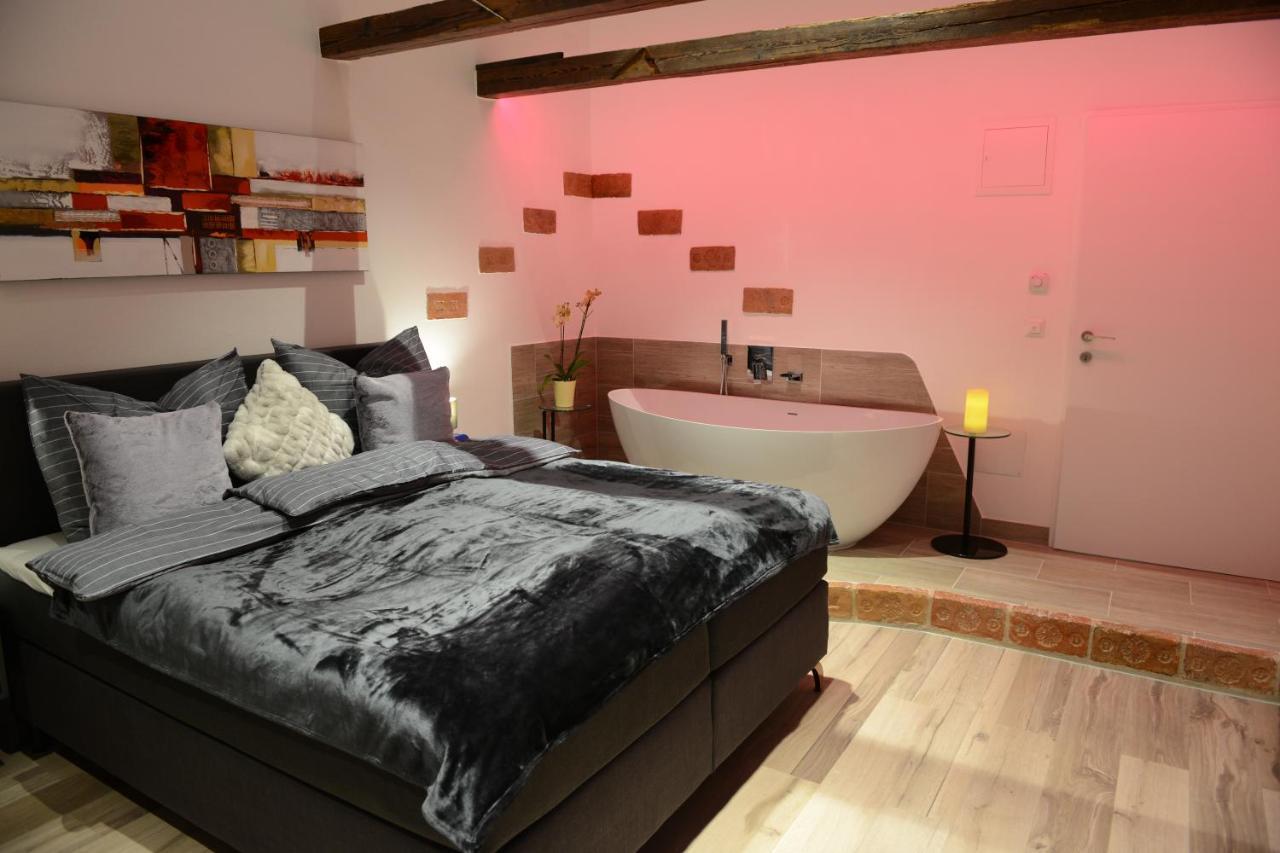 Auszeit Vienna Wellness Apartment Bagian luar foto